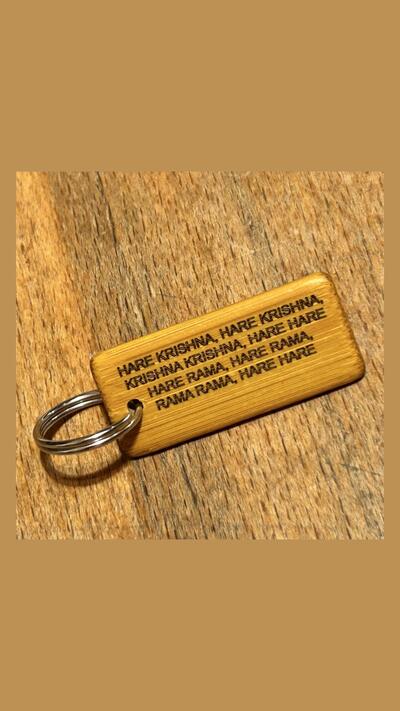 Bamboo keyring with the Mahamantra, 4.5 × 2 cm